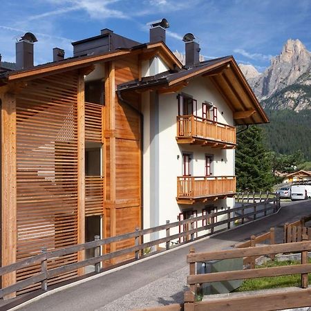 Casa Chris By Ama Val Di Fassa Lägenhet Pozza di Fassa Exteriör bild